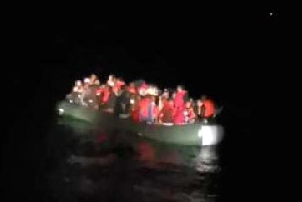 Seferihisar’da 63 Kaçak Göçmen Yakalandı