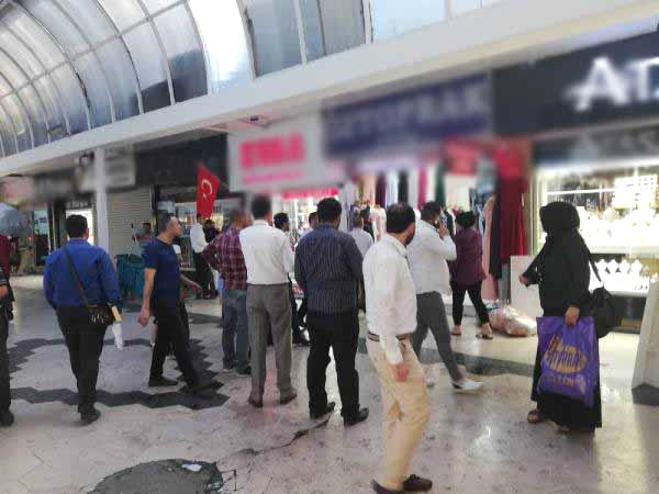 14 Kişi Abiye Kıyafetlerin Boyasındaki Hidrosülfür ve Amonyaktan Etkilenmiş