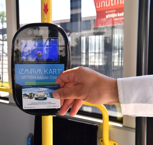 İzmir’de Toplu Ulaşıma ‘Tükenmez Kart’ Geliyor