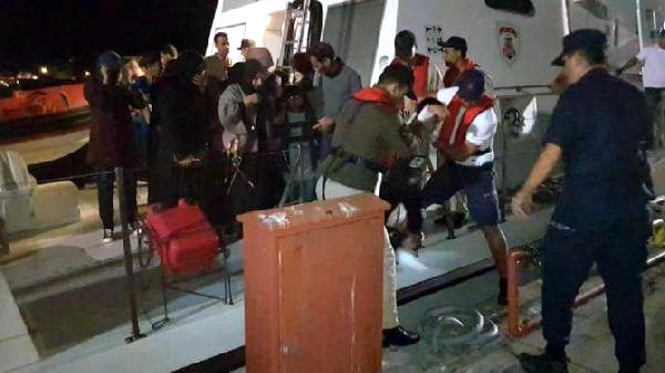 Kaçak Göçmenlerin İmdadına Sahil Güvenlik Yetişti