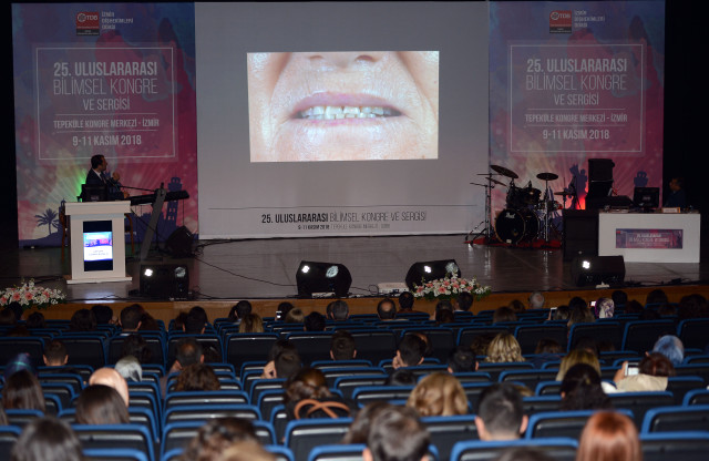 Binlerce Diş Hekimi İzmir’de Kongrede Buluştu