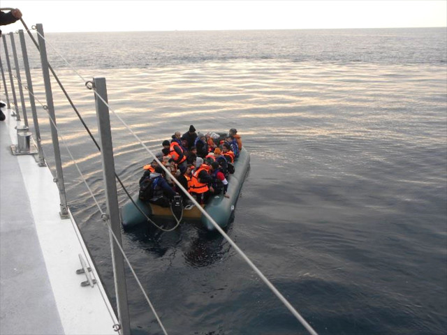 İzmir’de 95 Düzensiz Göçmen Yakalandı