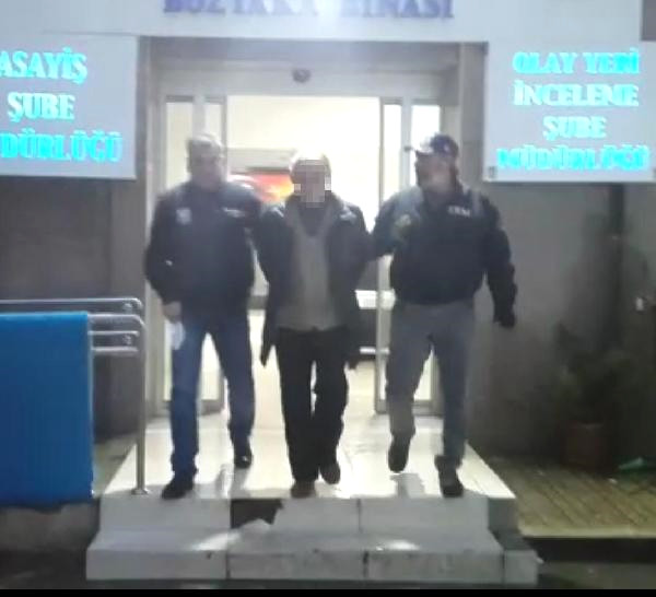 İzmir’de, PKK Propagandasına 12 Gözaltı