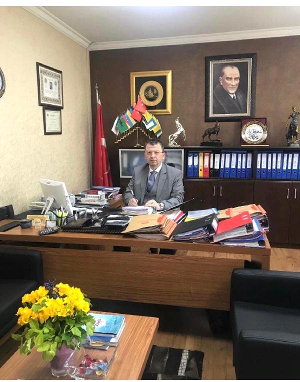 Eski Başbakan Çilleri’in Avukatı DP’den İzmir Büyükşehir Adayı Oldu