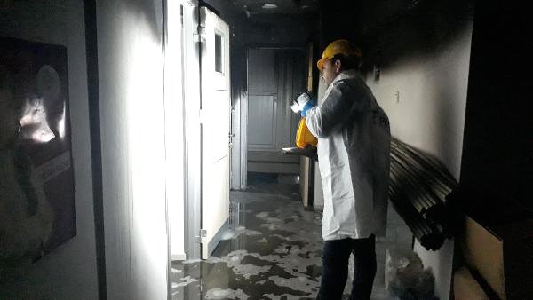 Hdp İzmir İl Binası’nda Yangın
