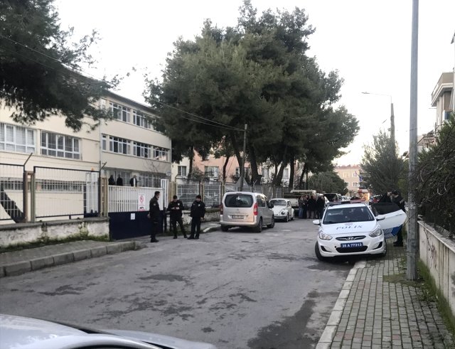 İzmir’de Bir Kadın Tartıştığı Eniştesini Öldürdü
