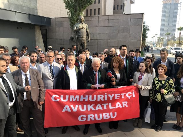 Cumhuriyetçi Avukatlar Grubu’ndan İzmir Barosuna tepki