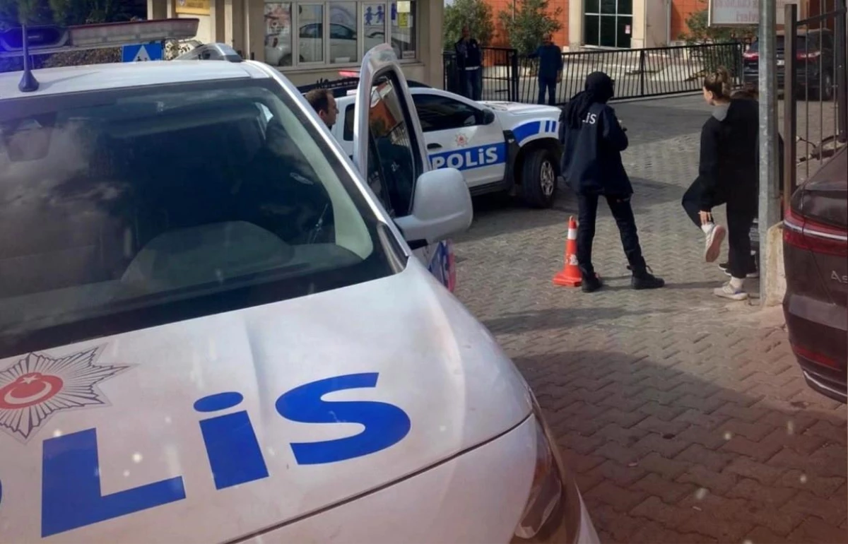 İzmir’de okul önlerinde kontrol: 102 şahsa cezai süreç uygulandı