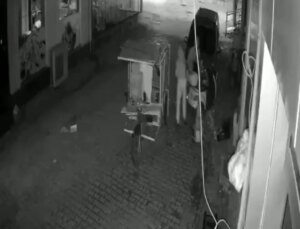 İzmir Bornova’da Kasalı Motosiklet Hırsızlığı