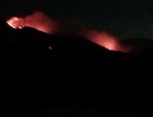 İzmir Karşıyaka’da Yamanlar Dağı’nda Yangın Çıktı