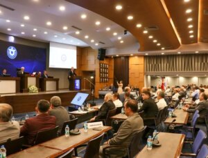 İzmir Ticaret Odası Başkanı: Körfezin temizliği için aksiyon planı oluşturulmalı