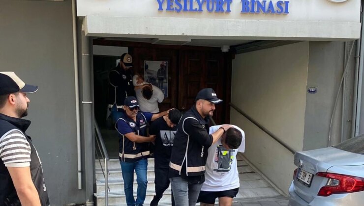 İzmir’de Kuyumcu ve Oto Galeri Kurşunlama Olayında 6 Kuşkulu Tutuklandı