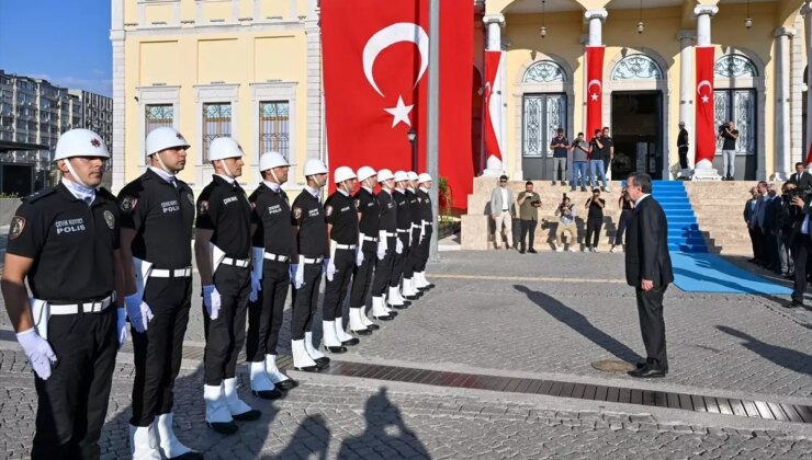 Cumhurbaşkanı Yardımcısı İzmir Valiliği’ne ziyarette bulundu