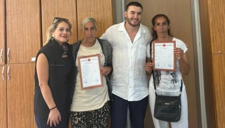 Mustafa Ceceli, yangın mağduru iki kardeşe konut aldı