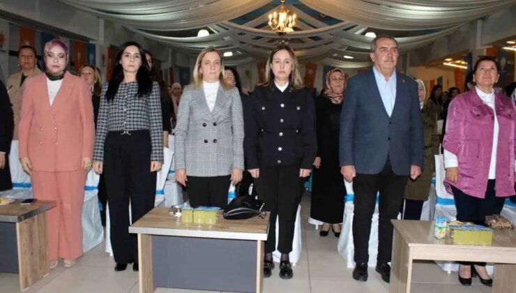 AK Parti Bergama Bayan Kolları Kongresi Yapıldı, Minel Dinler Ege Lider Seçildi