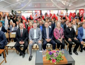 AK Parti Selçuk Olağan İlçe Kongresi yapıldı