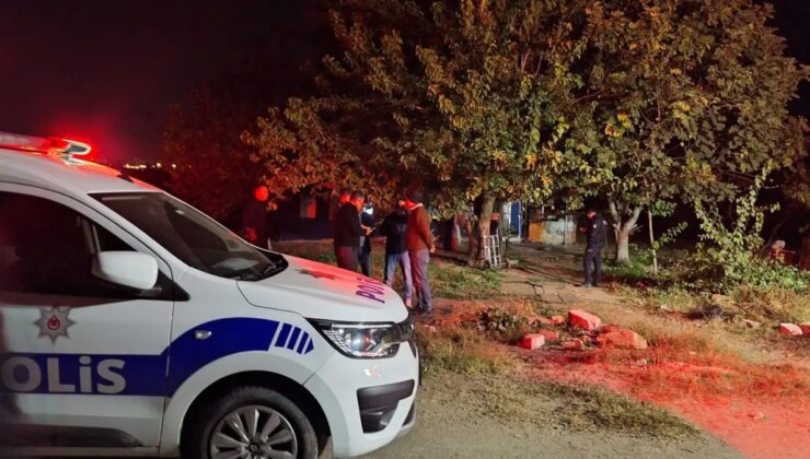 Elektrikli sobanın devrilmesi sonucu çıkan yangında 5 kardeş can verdi