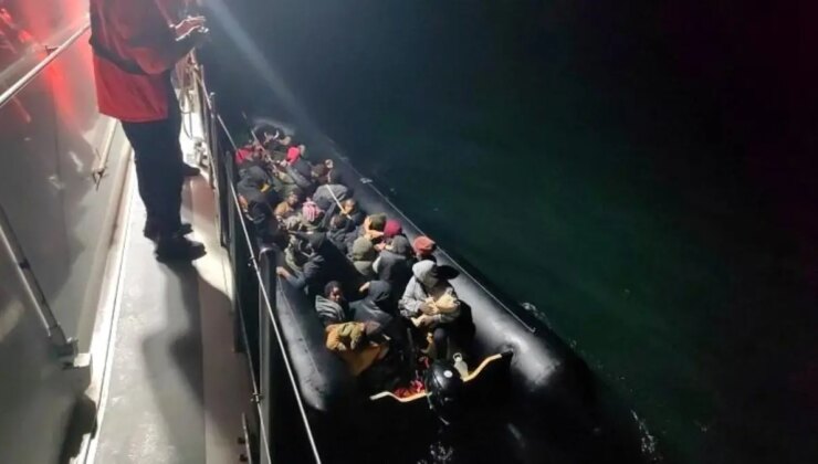 İzmir açıklarında 59 sistemsiz göçmen yakalandı