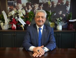İzmir Vilayet Müftüsü Haliloğlu, AA’nın “Yılın Kareleri” oylamasına katıldı