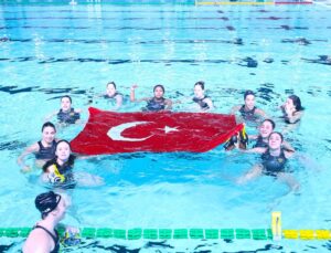 Göztepe’den sutopunda İzmir’e üçüncü Avrupa zaferi