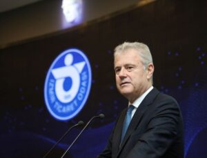 İzmir iş dünyası temsilcileri “Türkiye Yüzyılı Yatırım İçin Güçlü Merkez Programı”nı kıymetlendirdi