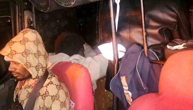 İzmir’de göçmen kaçakçılığı operasyonu: 3 organizatör tutuklandı