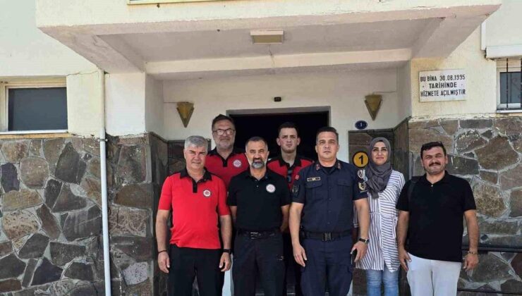 İZAKUT’tan Çandarlı Jandarma’ya manalı ziyaret