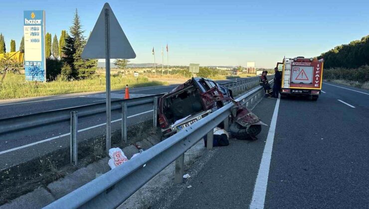 Uşak’ta feci kazada 1 kişi hayatını kaybederken, 2 kişi yaralandı