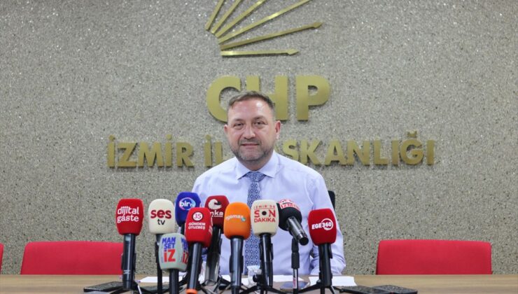 CHP İzmir İl Başkanı Gümrükçü basın toplantısı düzenledi