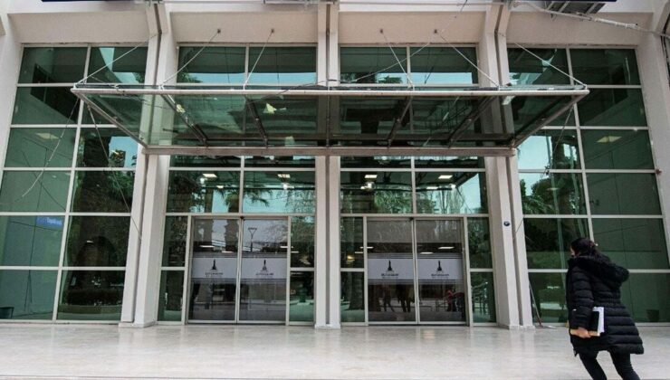 İzmir’de Büyükşehir Belediyesi soruşturmasında Veli Ağbaba’nın ağabeyi gözaltına alındı